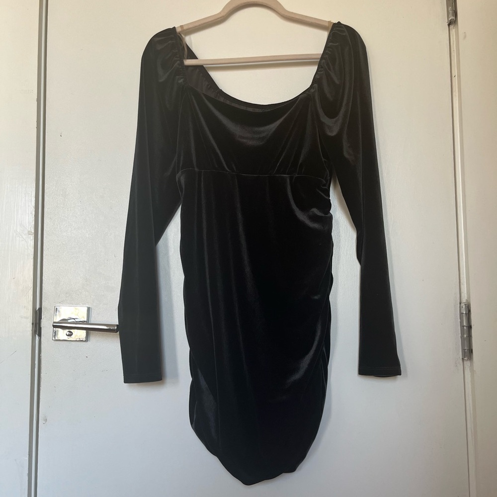 Black velvet dress